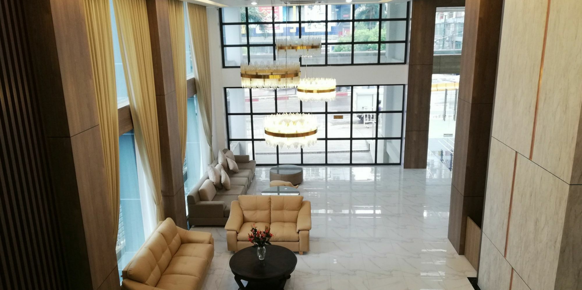 8 Mile Hotel Yangon Exterior photo